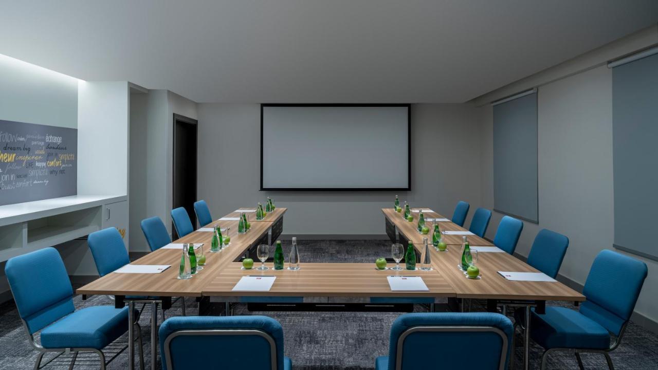Ibis Jeddah Malik Road Hotel Bagian luar foto
