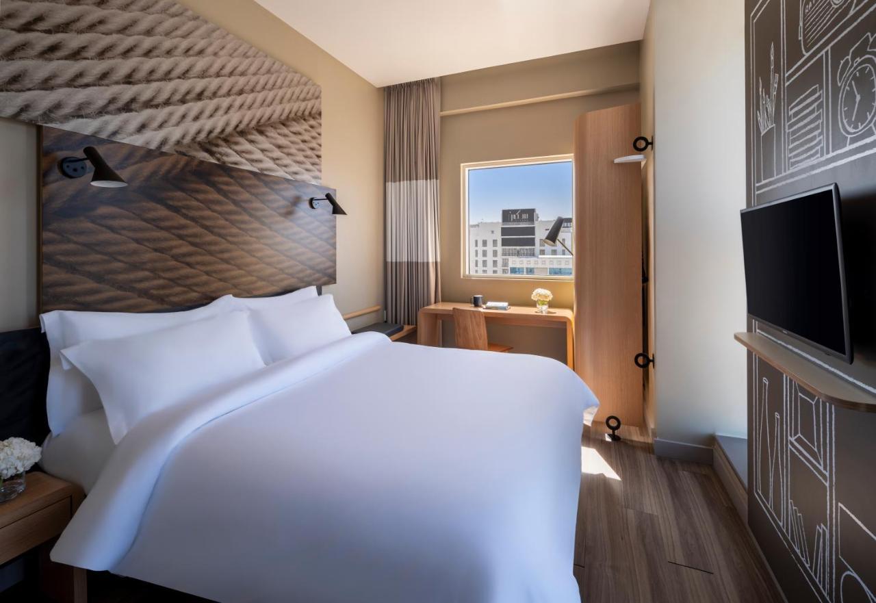 Ibis Jeddah Malik Road Hotel Bagian luar foto